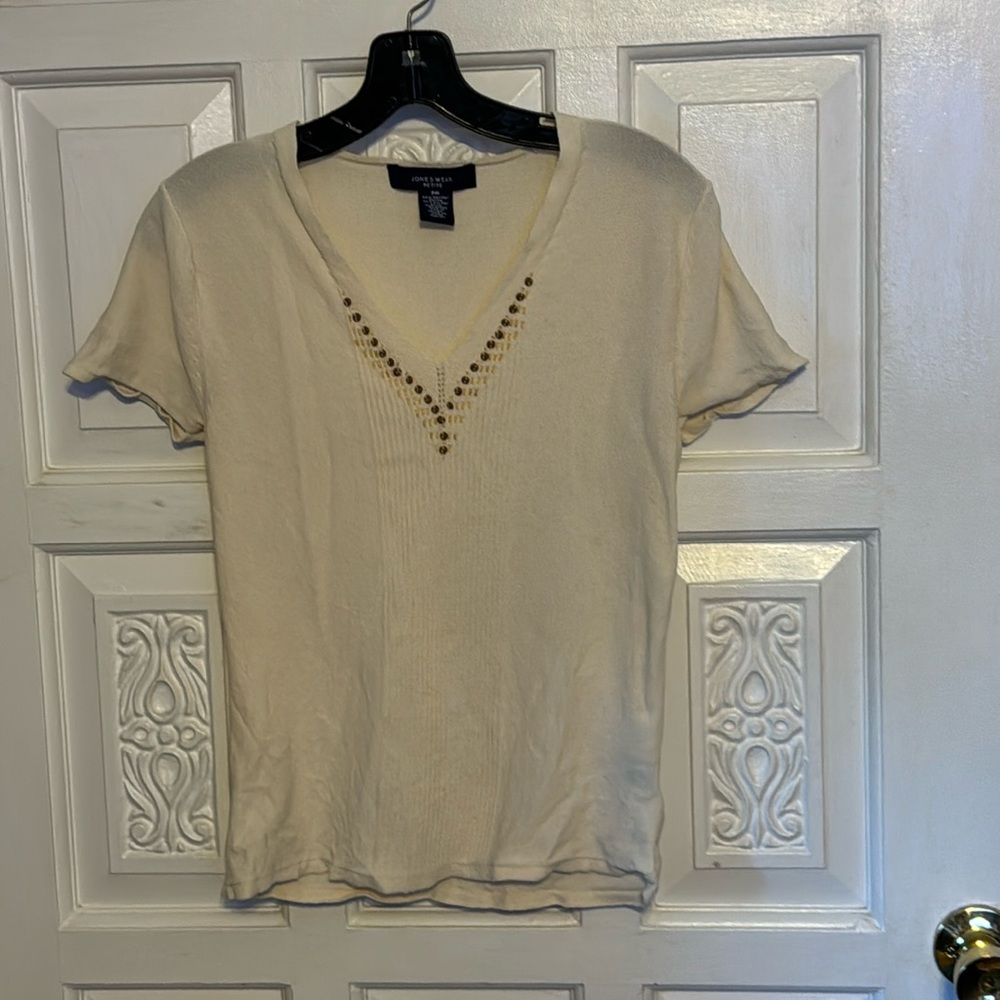 Jones Wear V Neck With Sequins Short Sleeve Shirt Size MP